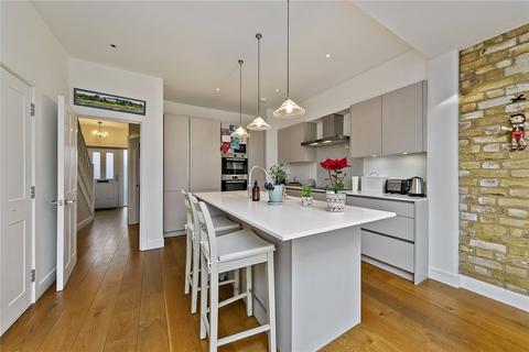 5 Manor Grove, Richmond, TW9 4QE