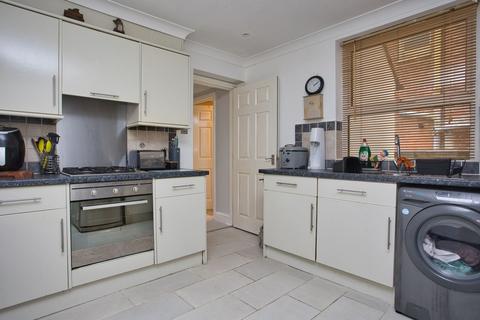 2 bedroom flat for sale, Brockman Road, Folkestone, CT20