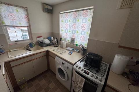 2 bedroom bungalow to rent, Hazelcroft, BRADFORD BD2