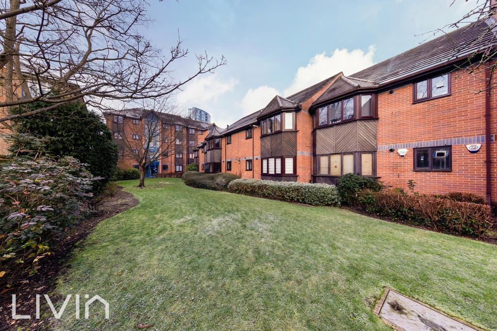 Chartwell close, 6 131