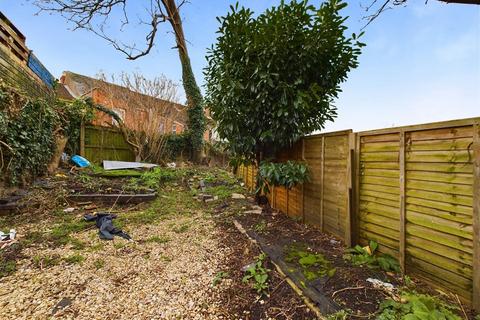 320 Barton Street, Gloucester, GL1 4JJ