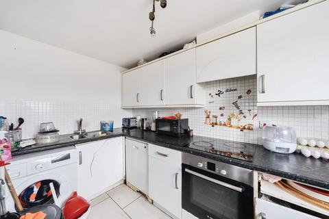 2 bedroom flat for sale, Slough,  Berkshire,  SL3