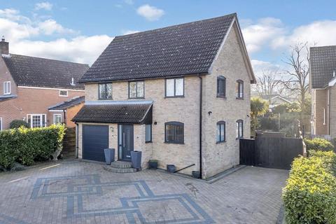 4 bedroom detached house for sale, Oswyn Close, Bury St. Edmunds