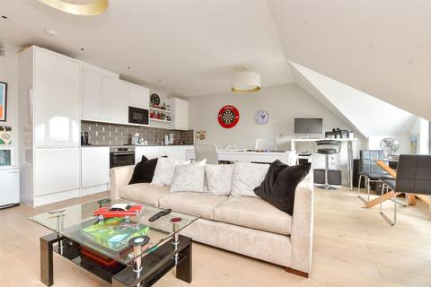 1 bedroom flat for sale, Eton Court, Cheam SM3