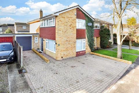 4 bedroom semi-detached house for sale, Newlyn Drive, Staplehurst, Tonbridge, Kent