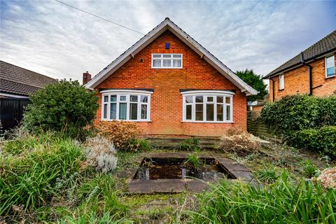 2 bedroom bungalow for sale, Westlands Avenue, Grimsby, Lincolnshire, DN34