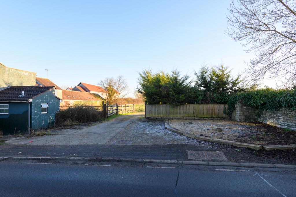 Driveway Entrance