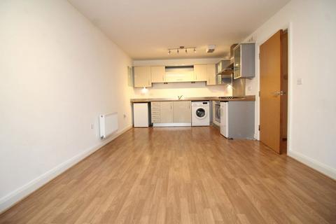 2 bedroom apartment to rent, Trevore Drive, Standish