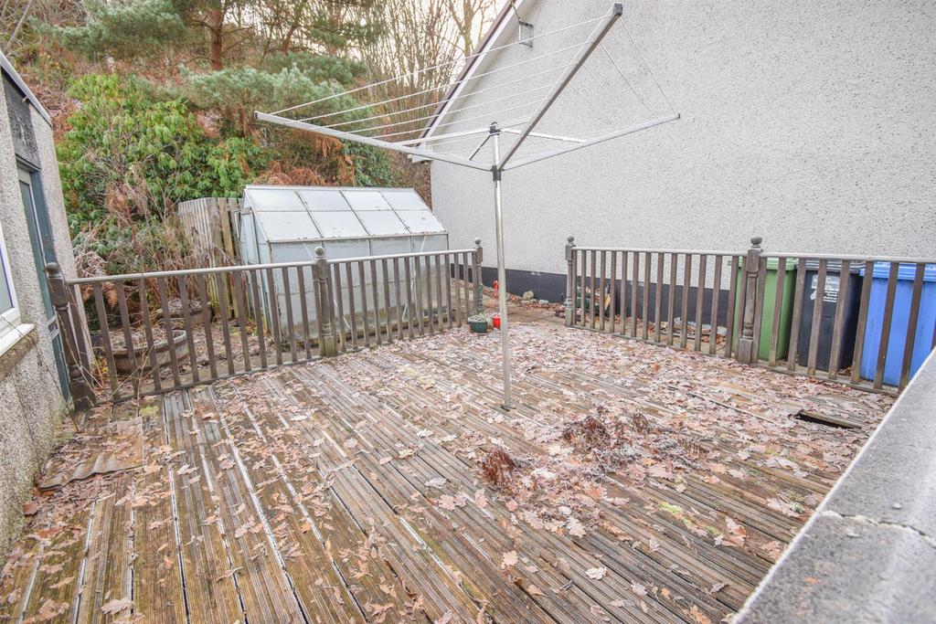 PATIO-2.jpg