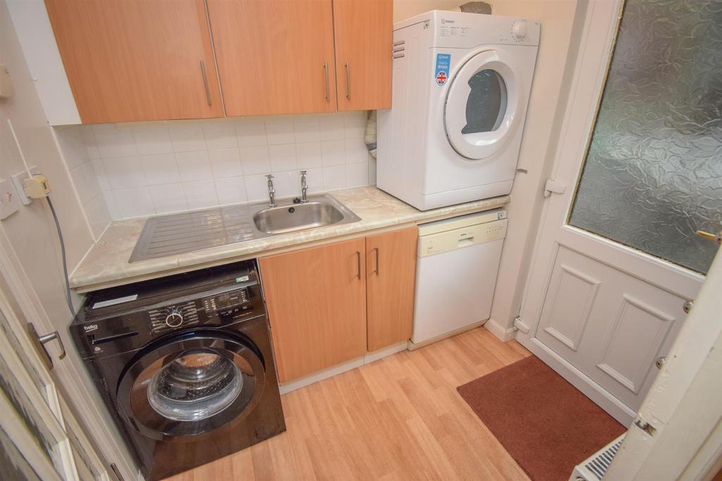 UTILITY ROOM-2.jpg
