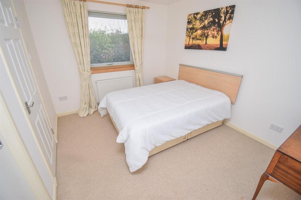 BEDROOM TWO-2.jpg