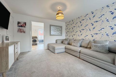 8 Flay Field, Tithebarn, Exeter, EX1 3YA