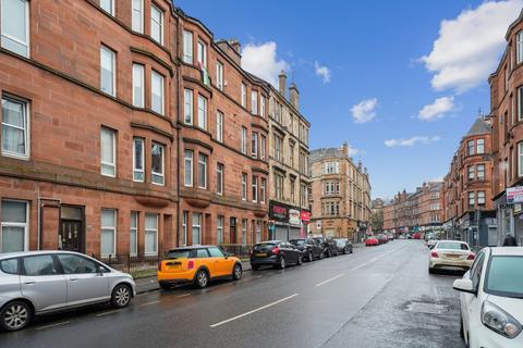 2 bedroom flat for sale, 1118 Cathcart Road, Flat 2/1, Mount Florida, Glasgow, G42 9EG