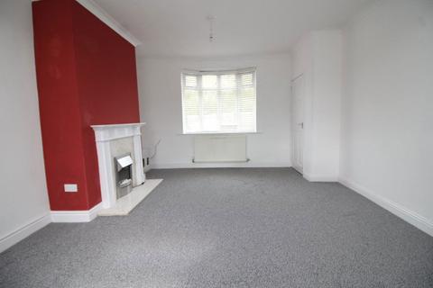 3 bedroom terraced house to rent, Belle Green Lane, Higher Ince