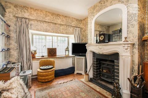 3 bedroom cottage for sale, Blisworth, Northampton NN7