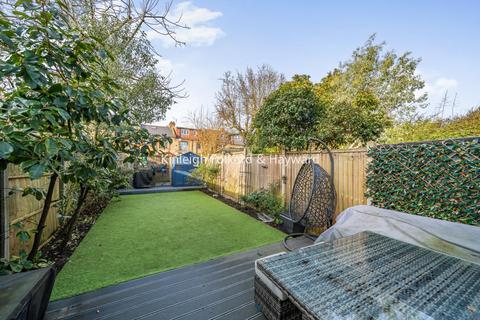 3 bedroom terraced house for sale, Stanley Road, Bounds Green