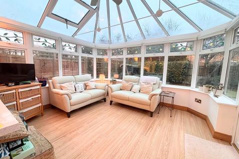 6 Blanchard Close, Wootton, Northampton, NN4 6RA