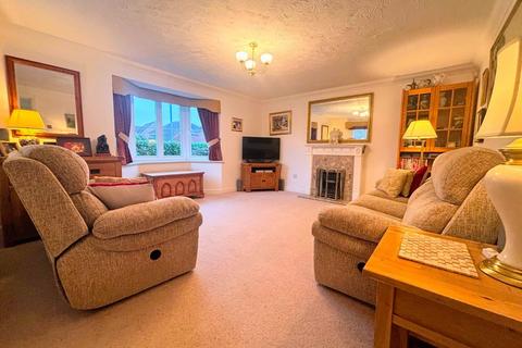 6 Blanchard Close, Wootton, Northampton, NN4 6RA
