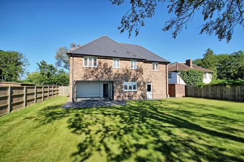 4 bedroom detached house for sale, Amiens Close, Hunsdon SG12