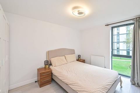 Needleman Close, Colindale, London, NW9