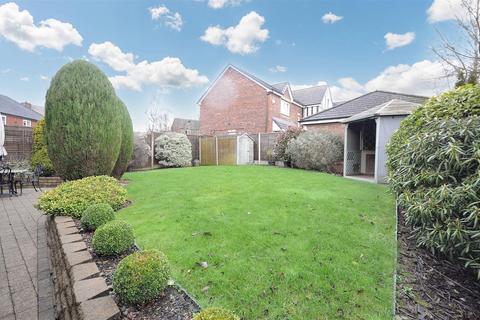 15 Bentley Close, Stone, ST15 8ZW