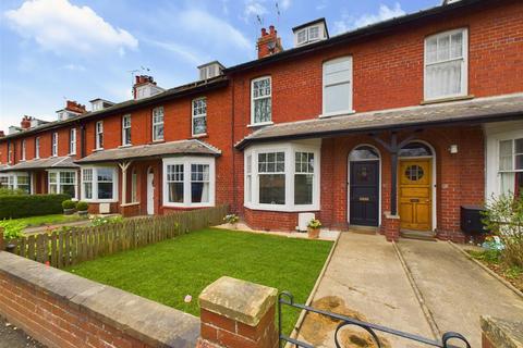 4 bedroom terraced house for sale, 11 Mayfield, Whitby Road, Pickering, YO18 7HH