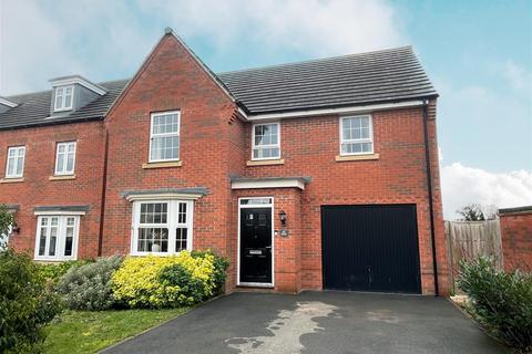 4 bedroom detached house for sale, King Lane, Burton-On-Trent DE13