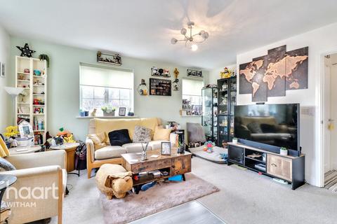 2 bedroom maisonette for sale, Bramble Road, Witham