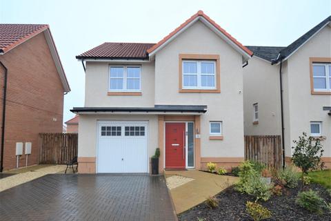 4 bedroom detached house to rent, Paton Place, Newcraighall, Edinburgh, EH21