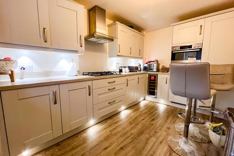 4 bedroom end of terrace house for sale, Front Home Close, Patchway, Bristol, Gloucestershire, BS34