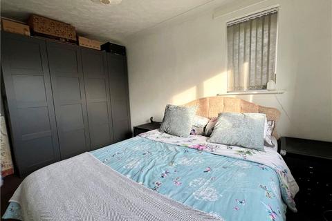 34 Devoil Close, Guildford, GU4 7FG