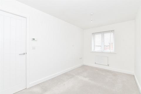 3 bedroom terraced house for sale, Buckle Mead, Eastergate PO20