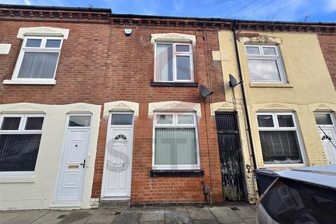 3 bedroom terraced house to rent, Marjorie Street, Leicester LE4