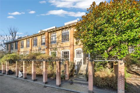 Flat 6, Windsor Court Vicarage Crescent, Battersea, London, SW11 3LA