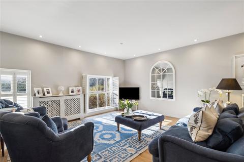 Flat 6, Windsor Court Vicarage Crescent, Battersea, London, SW11 3LA