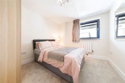 2 bedroom flat for sale, Millharbour, London E14