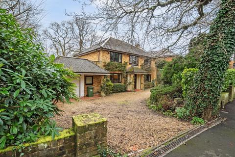 Bassett Wood Drive, Bassett, Southampton, SO16