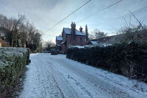 3 bedroom semi-detached house to rent, Wirral, Merseyside