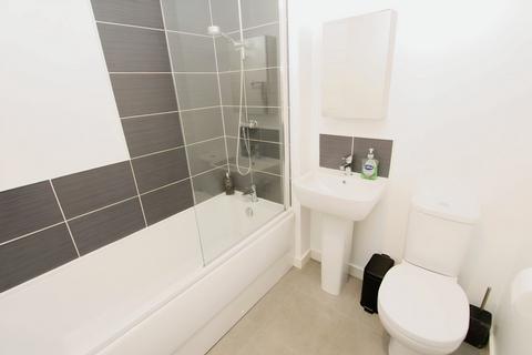 2 bedroom terraced house for sale, Glasgow G33