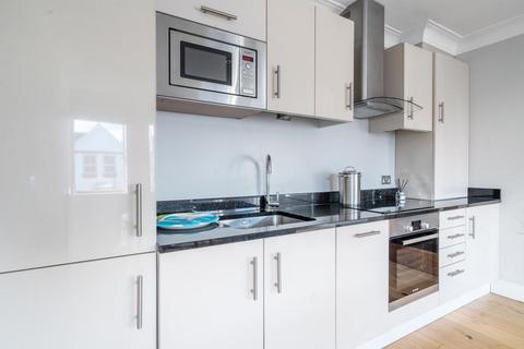 1 bedroom flat for sale, Windsor,  Berkshire,  SL4