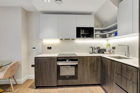 1 bedroom end of terrace house for sale, Fulham High Street, SW6