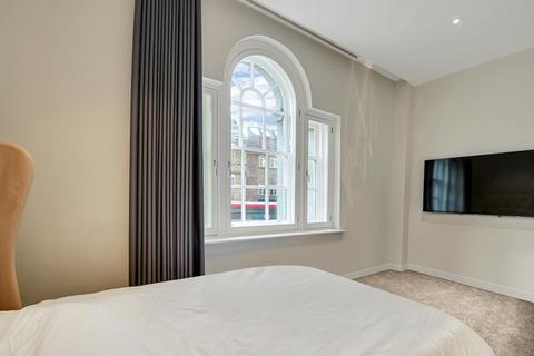 1 bedroom end of terrace house for sale, Fulham High Street, SW6