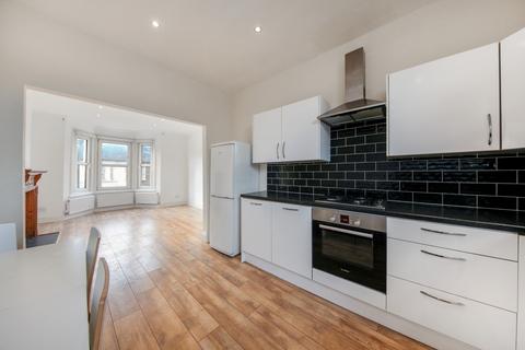 3 bedroom flat to rent, Huddlestone Road, Willesden Green, NW2