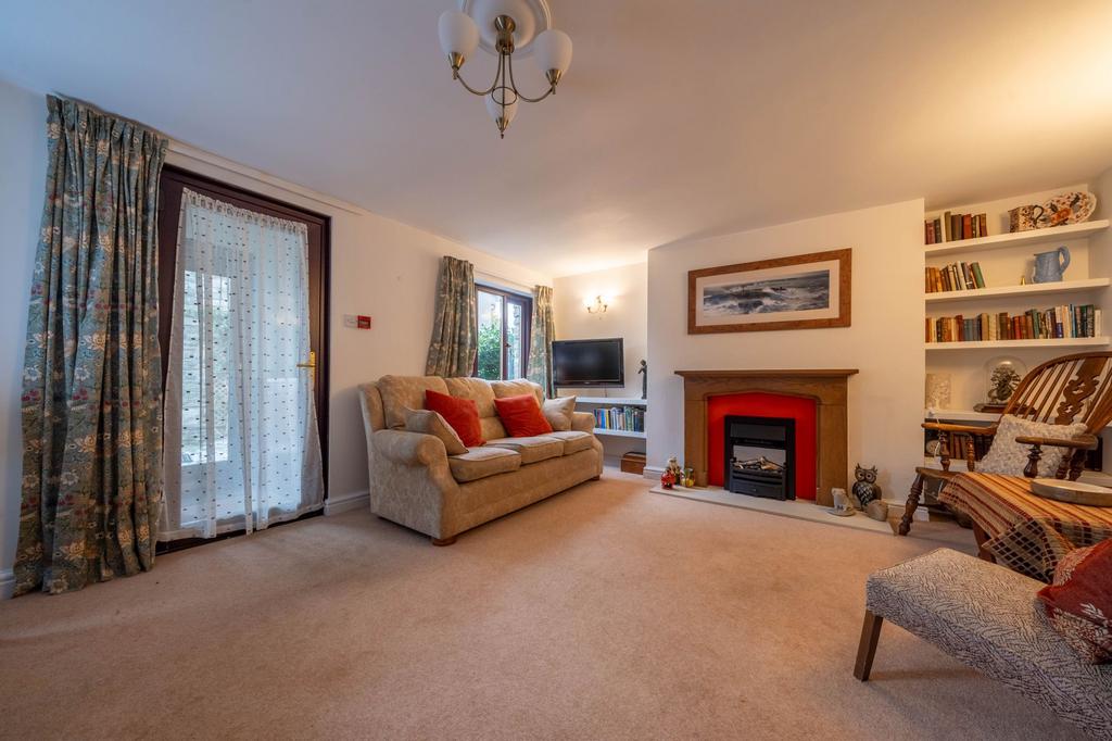 Sitting dining area
