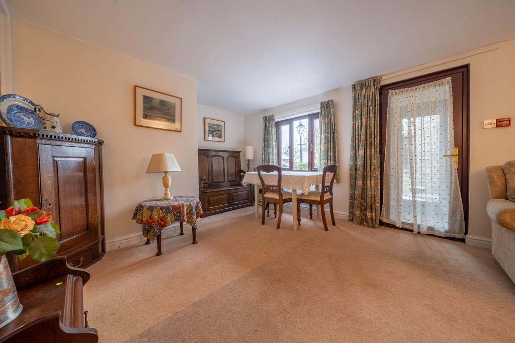 Sitting dining area
