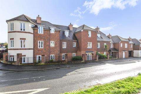 1 bedroom flat for sale, High Street, Billingshurst, RH14