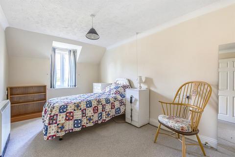 1 bedroom flat for sale, High Street, Billingshurst, RH14