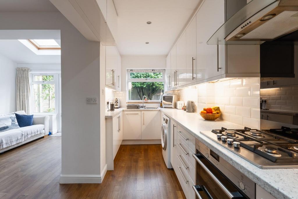 Kitchen diner-5.jpg