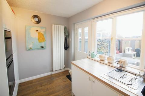 2 bedroom end of terrace house for sale, Low Street, Leeds LS25