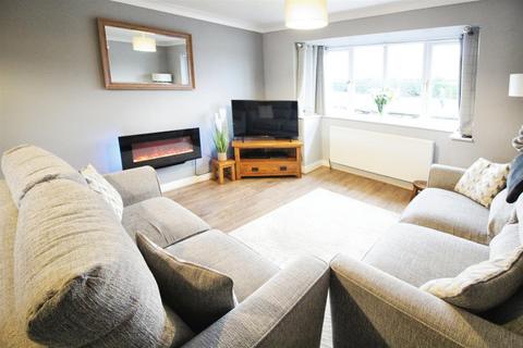 2 bedroom end of terrace house for sale, Low Street, Leeds LS25